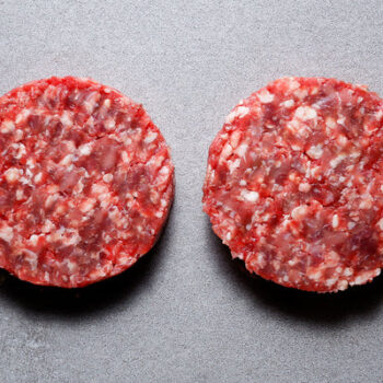 2 Deli-co Beef Burgers, Avg 450g